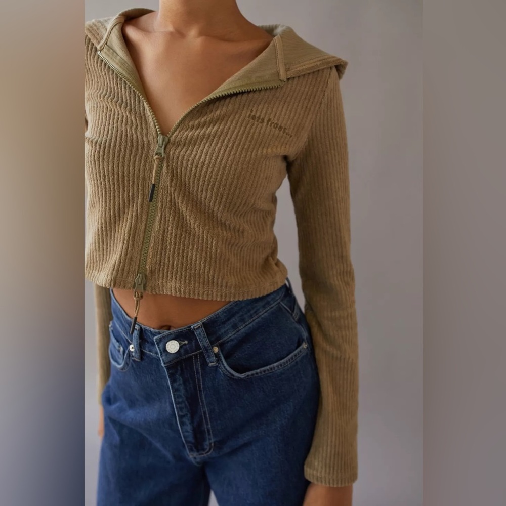 iets frans… double zip-through cropped jacket.